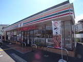 セブンイレブン大東新田東本町店