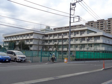座間市立相模中学校の画像1