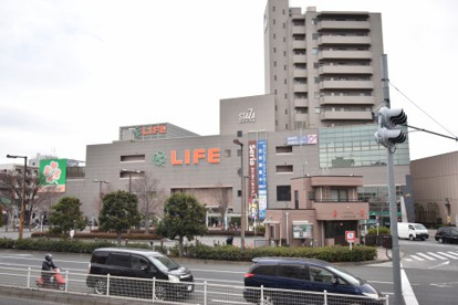 ライフ 府中中河原店の画像1
