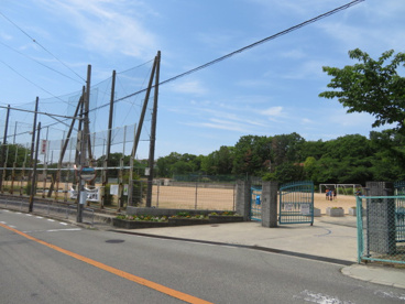 川西市立川西中学校の画像2
