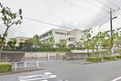 横浜市立鴨志田緑小学校の画像1