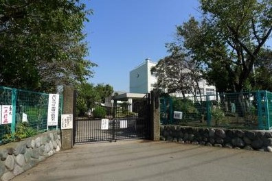 寒川町立寒川小学校の画像1
