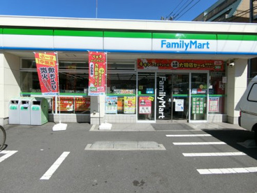 ファミリーマート 豊島高田一丁目店の画像1