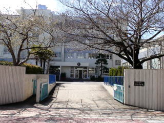 引山小学校の画像1