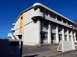 小碓小学校の画像1