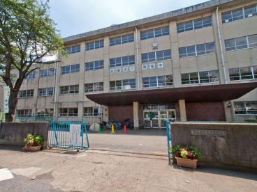 松戸市立松飛台小学校の画像1