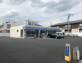 ローソン 茅ヶ崎鶴嶺参道店の画像1