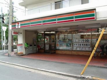 セブンイレブン 東大阪足代新町店の画像1