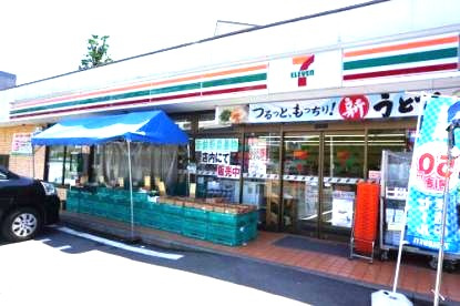 セブンイレブン 横浜永田北3丁目店の画像1