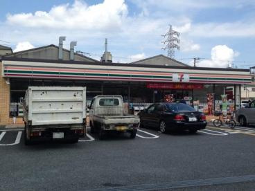 セブンイレブン 大阪加美正覚寺店の画像1
