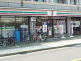 セブンイレブン 国立中店