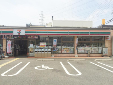 セブンイレブン 大阪長原3丁目店の画像1