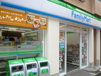 ファミリーマート 高円寺純情商店街店の画像1