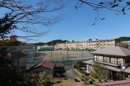 八王子市立由木中学校の画像1