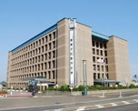 座間市役所