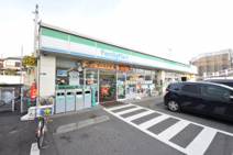 ファミリーマート横浜和泉町店