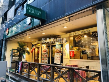フレッシュネスバーガー 新横浜店の画像1