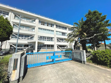 津市立西橋内中学校の画像2