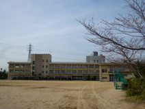 宝塚市立　安倉小学校