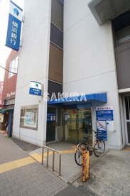 横浜銀行 鶴ケ峯支店の画像1