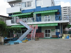 中野区立鍋横保育園の画像1