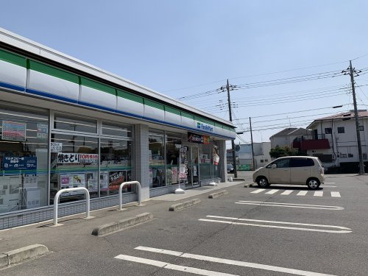 ファミリーマート春日部増富店の画像1