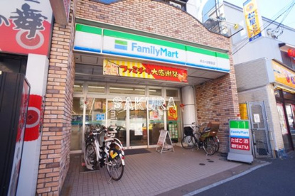 ファミリーマート 井土ヶ谷駅前店の画像1