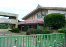 納場小学校