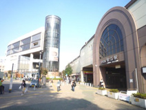 小田急線　狛江駅