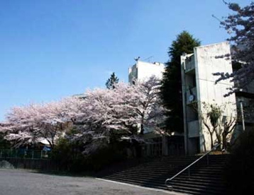 稲城市立稲城第二中学校の画像1