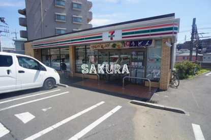 セブンイレブン 横浜本村南店の画像1