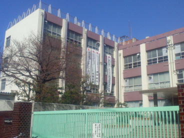 大阪市立墨江丘中学校の画像1