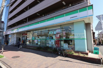 ファミリーマート 城東鴫野西店の画像1