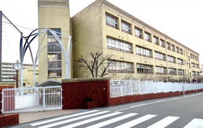 大阪市立真住中学校の画像1
