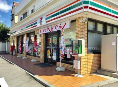 セブンイレブン 駒羽根店の画像