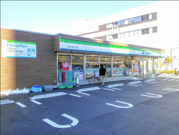  ファミリーマート 大田南六郷三丁目店の画像1