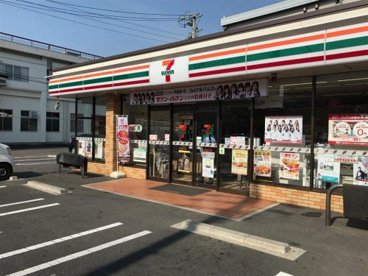セブンイレブン 名古屋露橋1丁目店の画像1