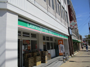 ローソンストア100 LS尾頭橋店の画像1