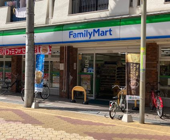 ファミリーマート 住吉苅田五丁目店の画像1