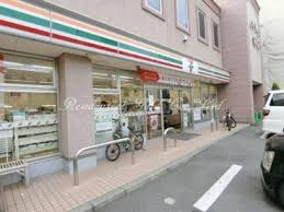 セブンイレブン 千葉新田町店の画像1