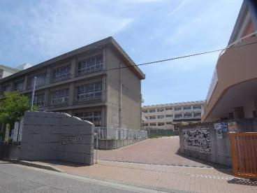 明石市立衣川中学校の画像1