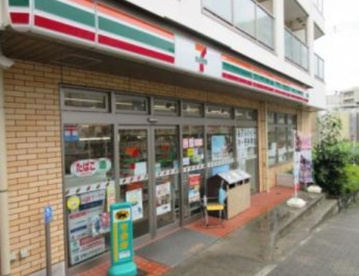 セブンイレブン 千葉生実町店の画像1