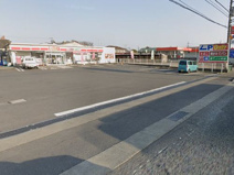 デイリーヤマザキ厚木中依知店