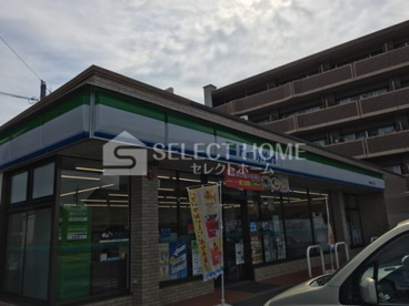 ファミリーマート 岡崎柱六丁目店の画像1