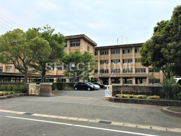 愛知県立岡崎西高校の画像1