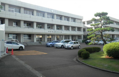 弥彦村立弥彦中学校の画像1