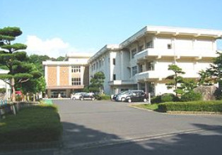 八頭町立郡家東小学校の画像1