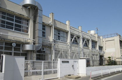 東大阪市立長瀬西小学校の画像1