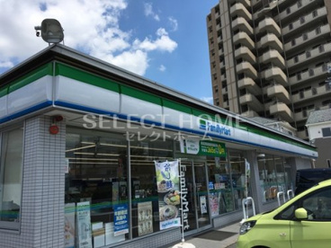 ファミリーマート 岡崎鴨田広元店の画像1