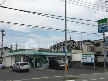 ファミリーマート 西大友店の画像1